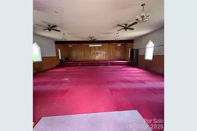 422 US Highway 19E Highway, Spruce Pine, NC 28777 - Photo 29