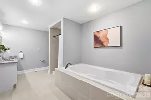 1816 Northcliff Dr, Charlotte, NC 28216 - Photo 31