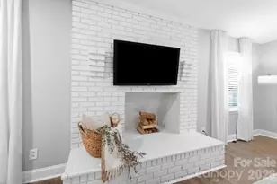 1816 Northcliff Dr, Charlotte, NC 28216 - Photo 25