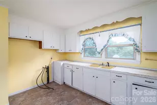 455 Huffman Rd, Blacksburg, SC 29702 - Photo 11