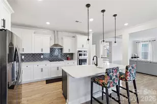 9010 Surry Spg Ln, Huntersville, NC 28078 - Photo 11