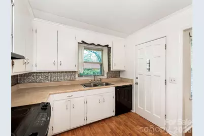 8121 Greenbrook Road, Columbia, SC 29223 - Photo 11