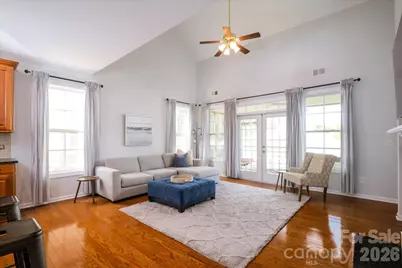 8929 Carneros Creek Road, Charlotte, NC 28214 - Photo 13