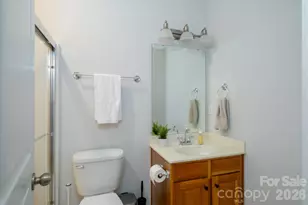 8929 Carneros Creek Rd, Charlotte, NC 28214 - Photo 23