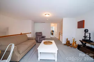 8929 Carneros Creek Rd, Charlotte, NC 28214 - Photo 31