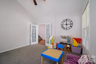 8929 Carneros Creek Rd, Charlotte, NC 28214 - Photo 25