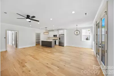 1329 Condon Street, Charlotte, NC 28216 - Photo 5