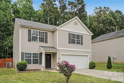 9424 Quilting Bee Lane, Charlotte, NC 28216 - Photo 3