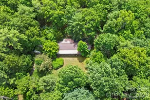 2040 Hampson Rd, Morganton, NC 28655 - Photo 3