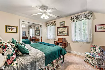 11 Tiverton Lane, Asheville, NC 28803 - Photo 23