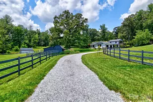 23 Lindsey Loop Rd, Fletcher, NC 28732 - Photo 3