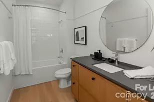 300 E 36th St, Charlotte, NC 28206 - Photo 33