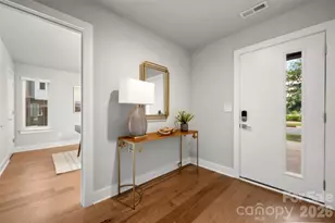 2104 Bryant Park Dr, Charlotte, NC 28208 - Photo 3