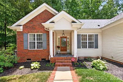 8121 Poplar Grove Circle, Waxhaw, NC 28173 - Photo 3