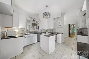 826 S College Ave, Newton, NC 28658 - Photo 15