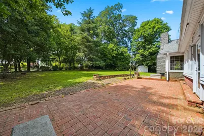 826 S College Avenue, Newton, NC 28658 - Photo 37