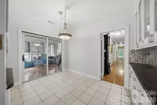826 S College Ave, Newton, NC 28658 - Photo 17