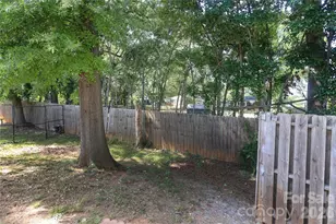 1214 E Franklin Blvd, Gastonia, NC 28054 - Photo 25
