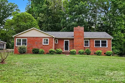 217 Oakwood Avenue, York, SC 29745 - Photo 1