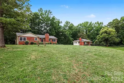 217 Oakwood Avenue, York, SC 29745 - Photo 3