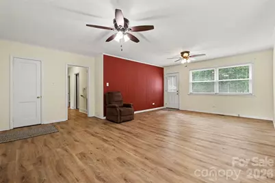 217 Oakwood Avenue, York, SC 29745 - Photo 7