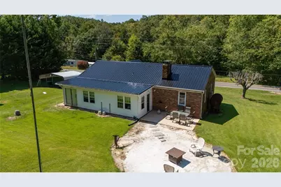 1424 Bear Creek Road, Bakersville, NC 28705 - Photo 7