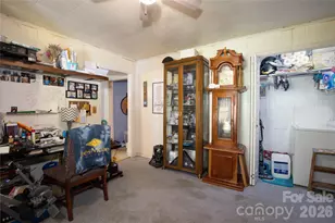 1424 Bear Creek Rd, Bakersville, NC 28705 - Photo 19