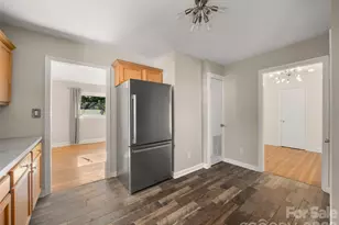 184 London Rd, Asheville, NC 28803 - Photo 9