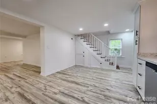 706 N Caldwell St, Salisbury, NC 28144 - Photo 9