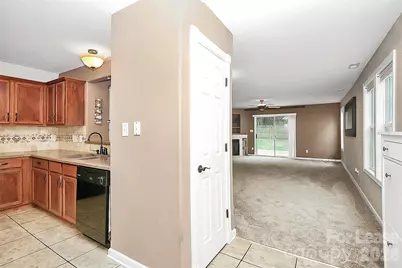 5227 Silabert Avenue, Charlotte, NC 28205 - Photo 3
