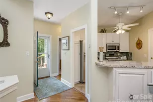 171 Ashefield Ct, Hendersonville, NC 28791 - Photo 3