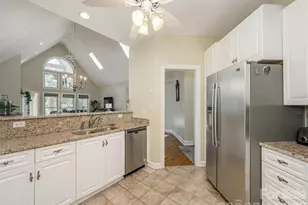 171 Ashefield Ct, Hendersonville, NC 28791 - Photo 17