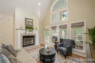 171 Ashefield Ct, Hendersonville, NC 28791 - Photo 7