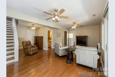 171 Ashefield Court, Hendersonville, NC 28791 - Photo 25