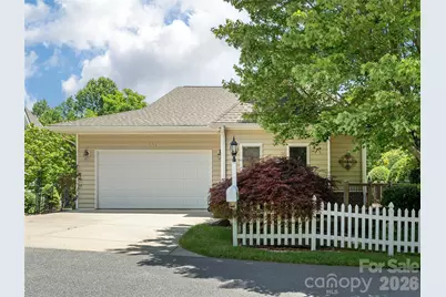 171 Ashefield Court, Hendersonville, NC 28791 - Photo 33