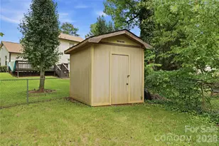 5439 Autumn End Cir, Charlotte, NC 28212 - Photo 37