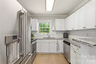 5439 Autumn End Cir, Charlotte, NC 28212 - Photo 13