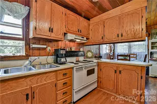 415 Weaverville Rd, Asheville, NC 28804 - Photo 27