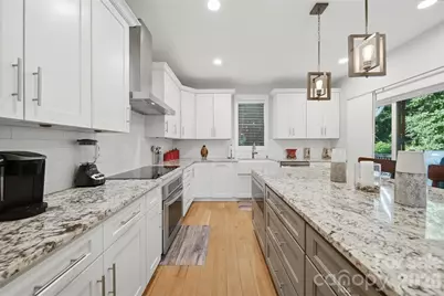 2630 36th Avenue NE, Hickory, NC 28601 - Photo 15