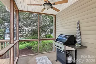 104 Meadow Lake Rd, Asheville, NC 28803 - Photo 33