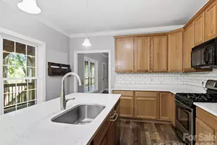 35 Cedar Farm Rd, Asheville, NC 28803 - Photo 13