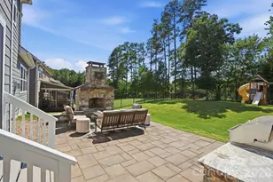 10420 Daufuskie Dr, Charlotte, NC 28278 - Photo 5