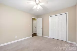 211 Valleydale Dr, Gastonia, NC 28056 - Photo 15