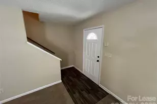 10636 Greatford Ct, Charlotte, NC 28215 - Photo 3