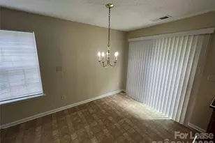 10636 Greatford Ct, Charlotte, NC 28215 - Photo 5