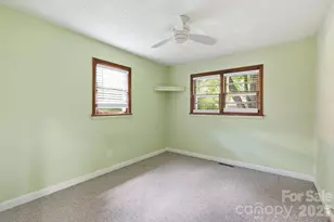 31 Edwards St, Waynesville, NC 28786 - Photo 21