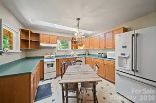 78 Green Oak Rd, Asheville, NC 28804 - Photo 5