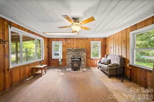 78 Green Oak Rd, Asheville, NC 28804 - Photo 11
