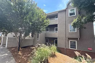 9817 Emerald Point Dr, Charlotte, NC 28278 - Photo 1