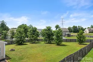 3017 Rhododendron Pl, Clover, SC 29710 - Photo 5